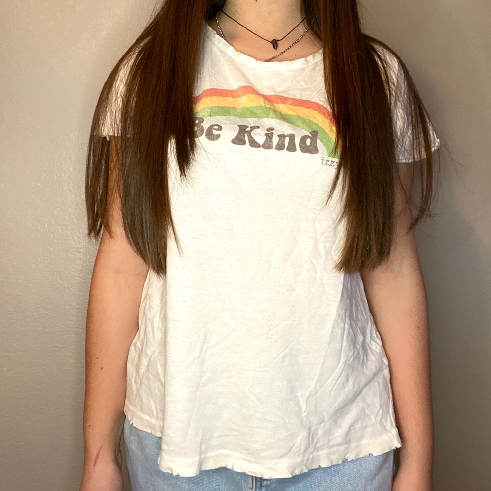 “Be Kind” Tee - Picture 2 of 2